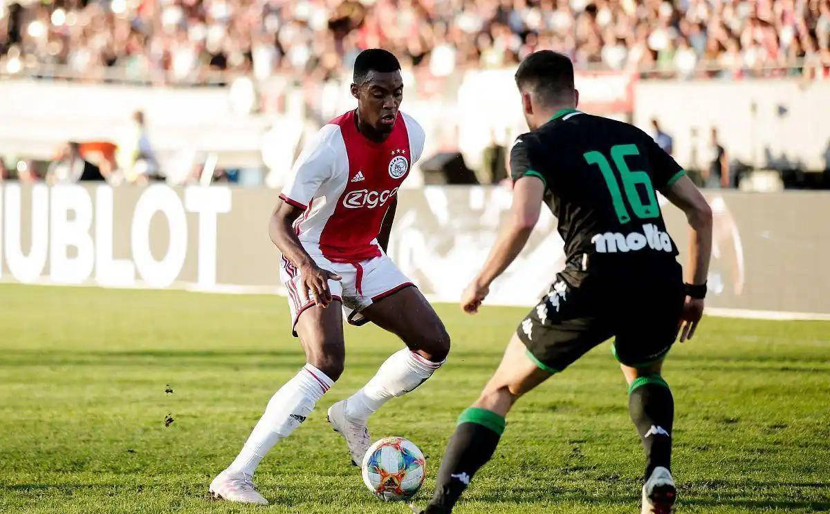 仅提升了球 仅提升了球