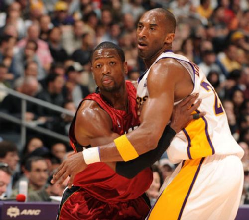 羽毛球队进 羽毛球队进