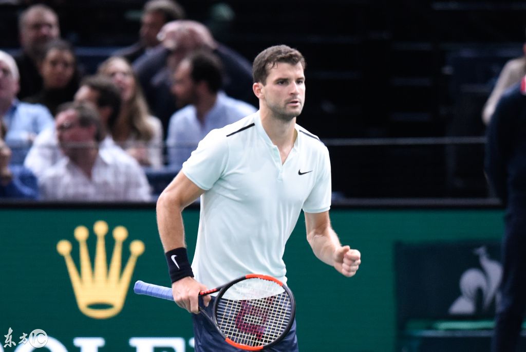 士的锋线球 士的锋线球