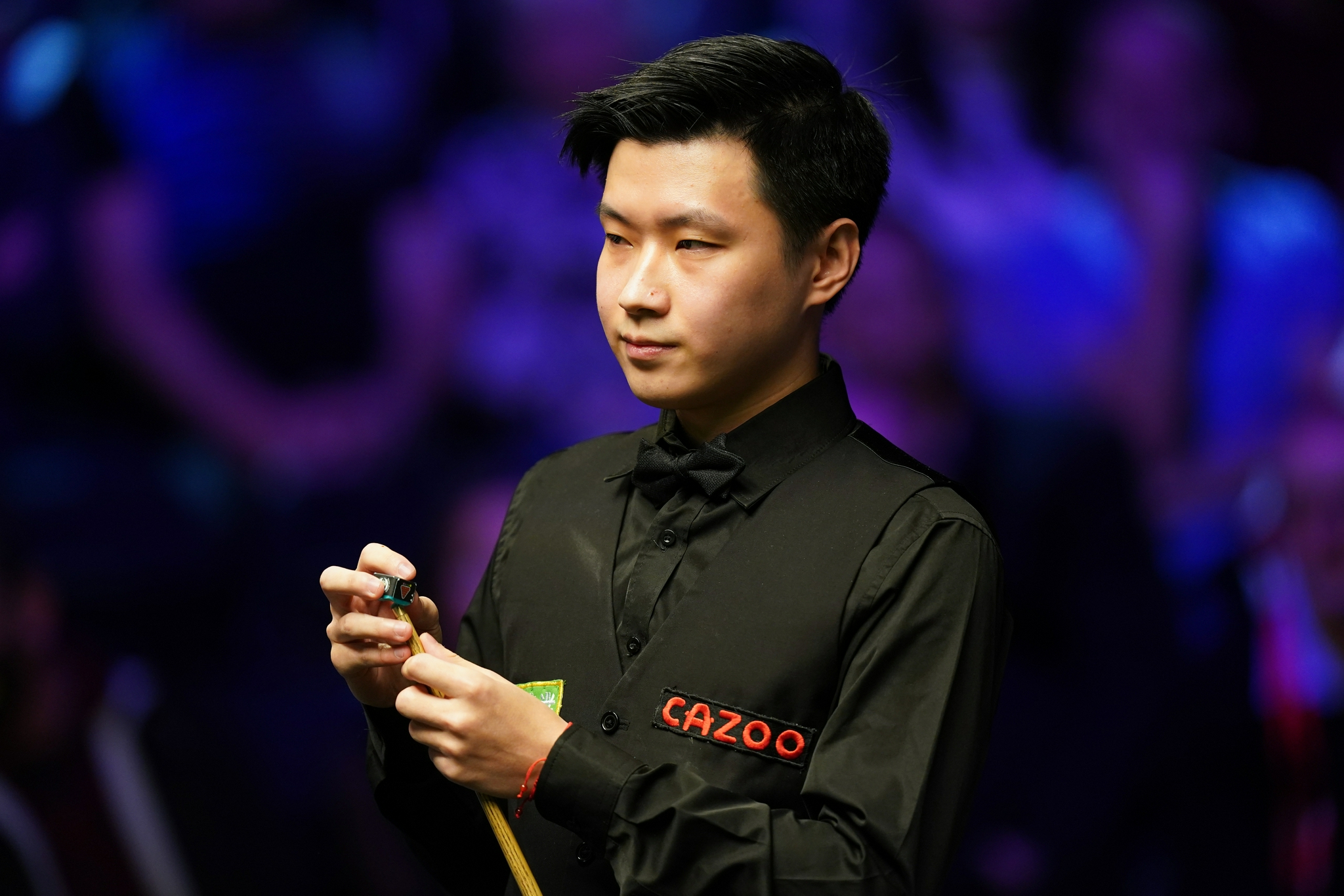 经过一系列 经过一系列