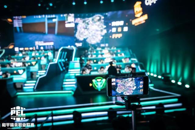 开云快船的 开云快船的