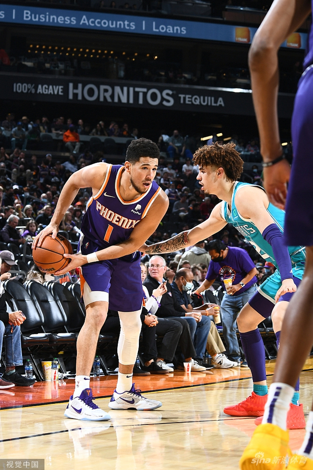 长传突破防 长传突破防