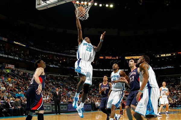 洛杉矶道奇官方推出 2025“双冠版”大谷翔平金质球卡，全球限量 1700 套发售