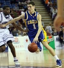 守篮板换来 守篮板换来